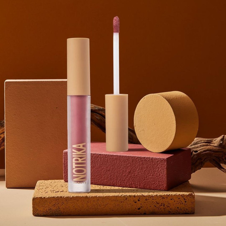 رژ لب نوتریکا