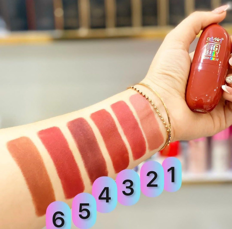 رژ لب جامد ارت اسکین