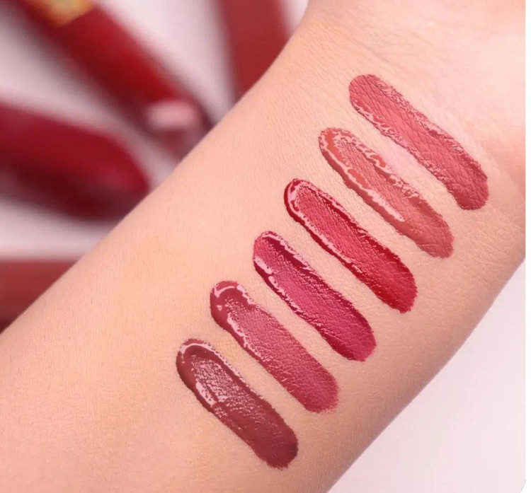 رژ لب دو طرفه