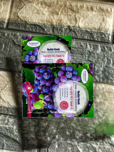 ماسک صورت مرطوب کننده حاوی عصاره انگور