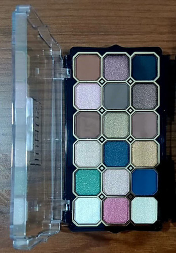 پالت سایه نود ژولیوس 18 رنگ