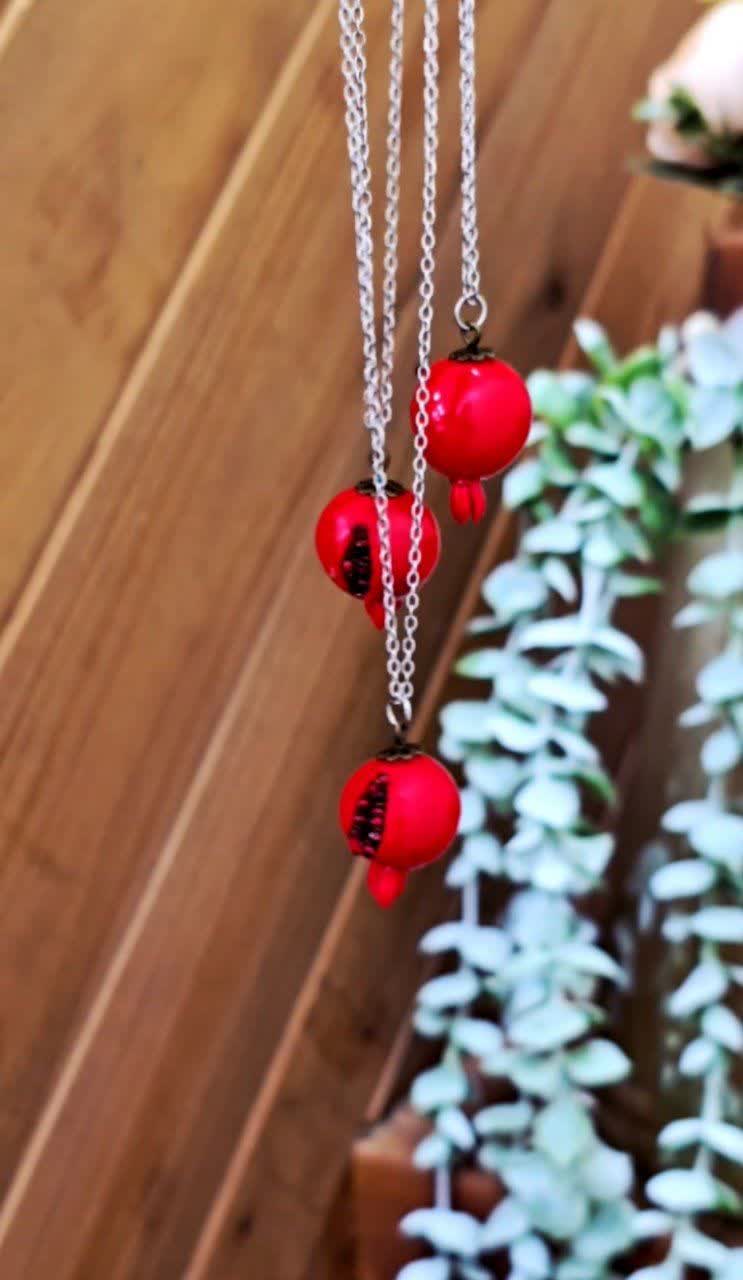 گردنبند انار استیل